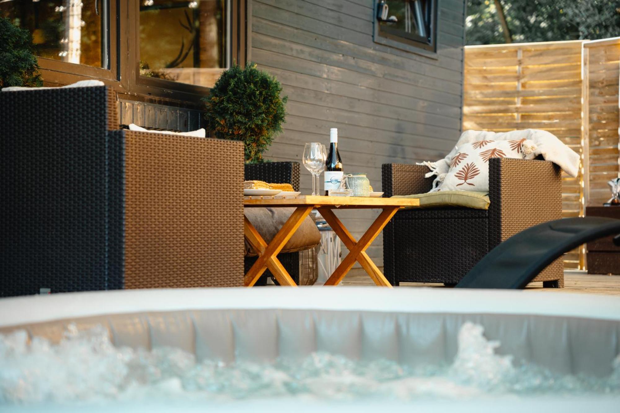 Secret Lake Prag Magic Place Relaxation& Wellness Rehenice Buitenkant foto
